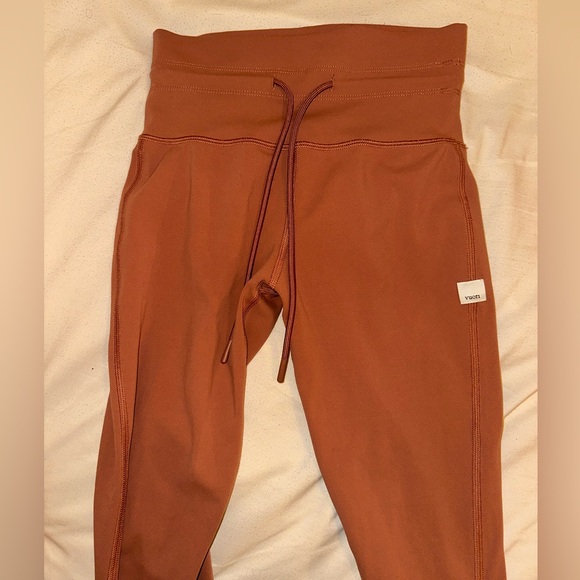 Vuori Pants - Vuori Daily Legging XS